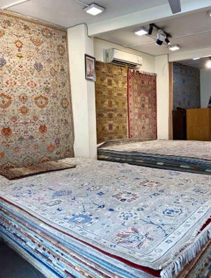 Luxury Carpet Store Mumbai | Designer Rugs | Saraswati Global